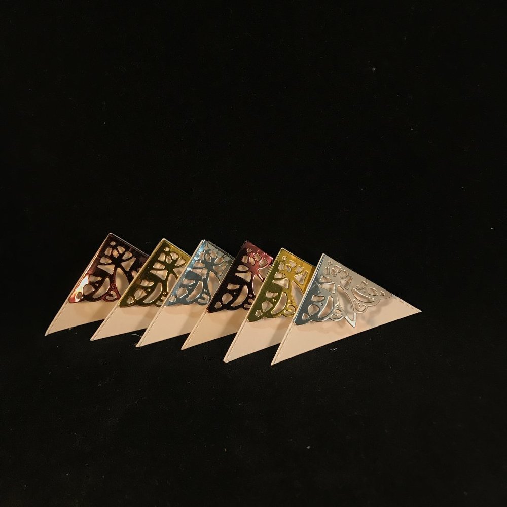 Corner Bookmark | Bookmarks - Picture 3 of 3